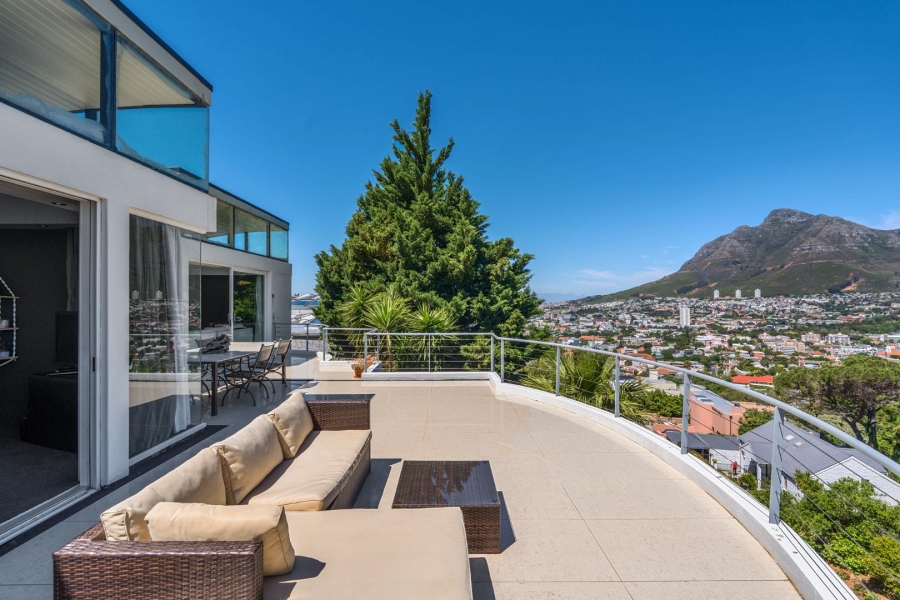 4 Bedroom Property for Sale in Tamboerskloof Western Cape